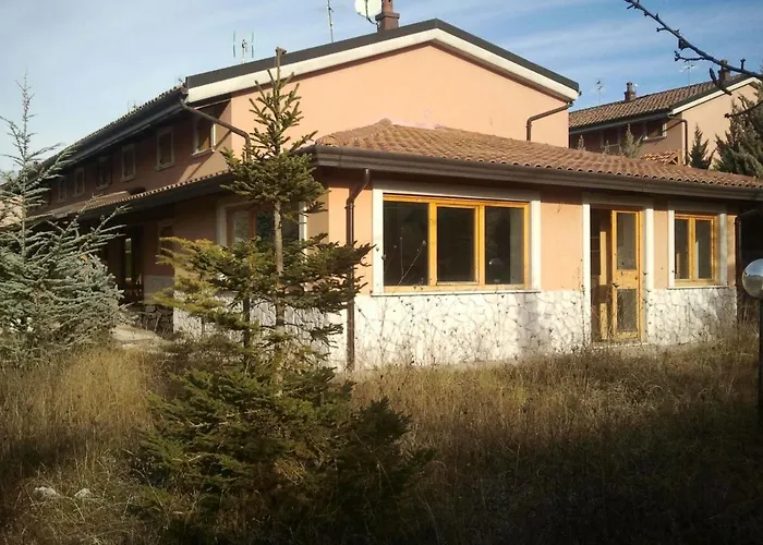 Semesterbostad Russo *